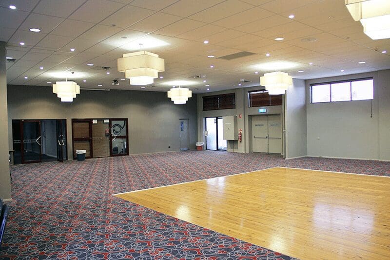 Ballhausen1 Hall Room